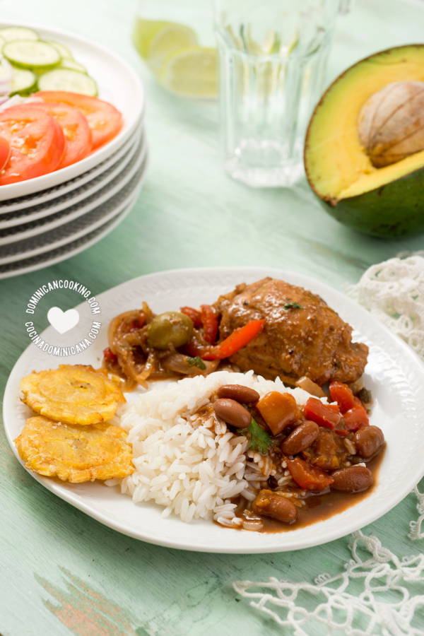 la bandera dominicana almuerzo