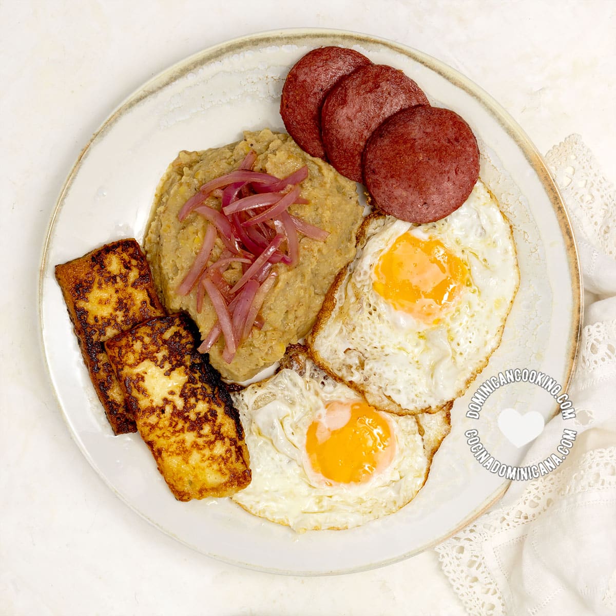 Recetas de Salami Dominicano