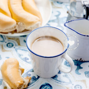 Café con leche.