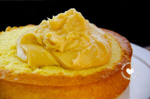 Relleno de crema pastelera.