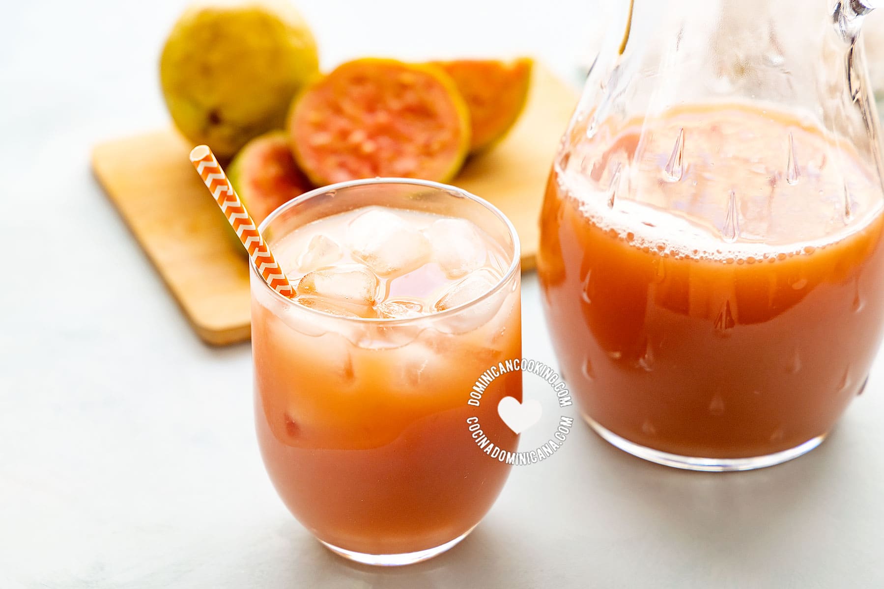 Jugo de guayaba.