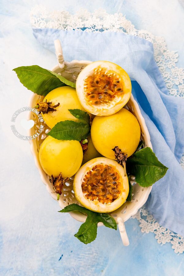 Chinola (fruta de la pasión, maracuyá, parchita).