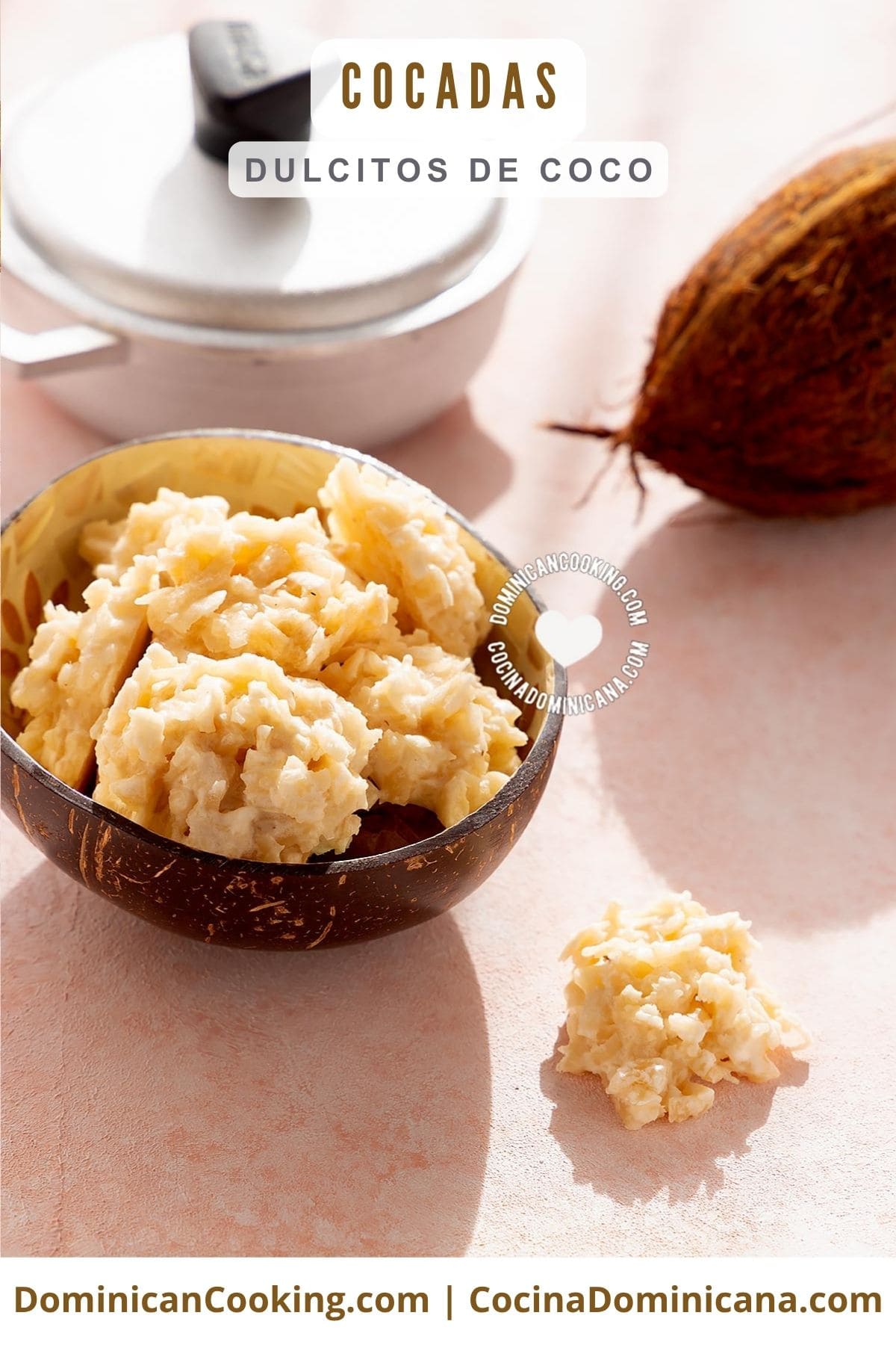 Cocadas (dulcitos de coco).