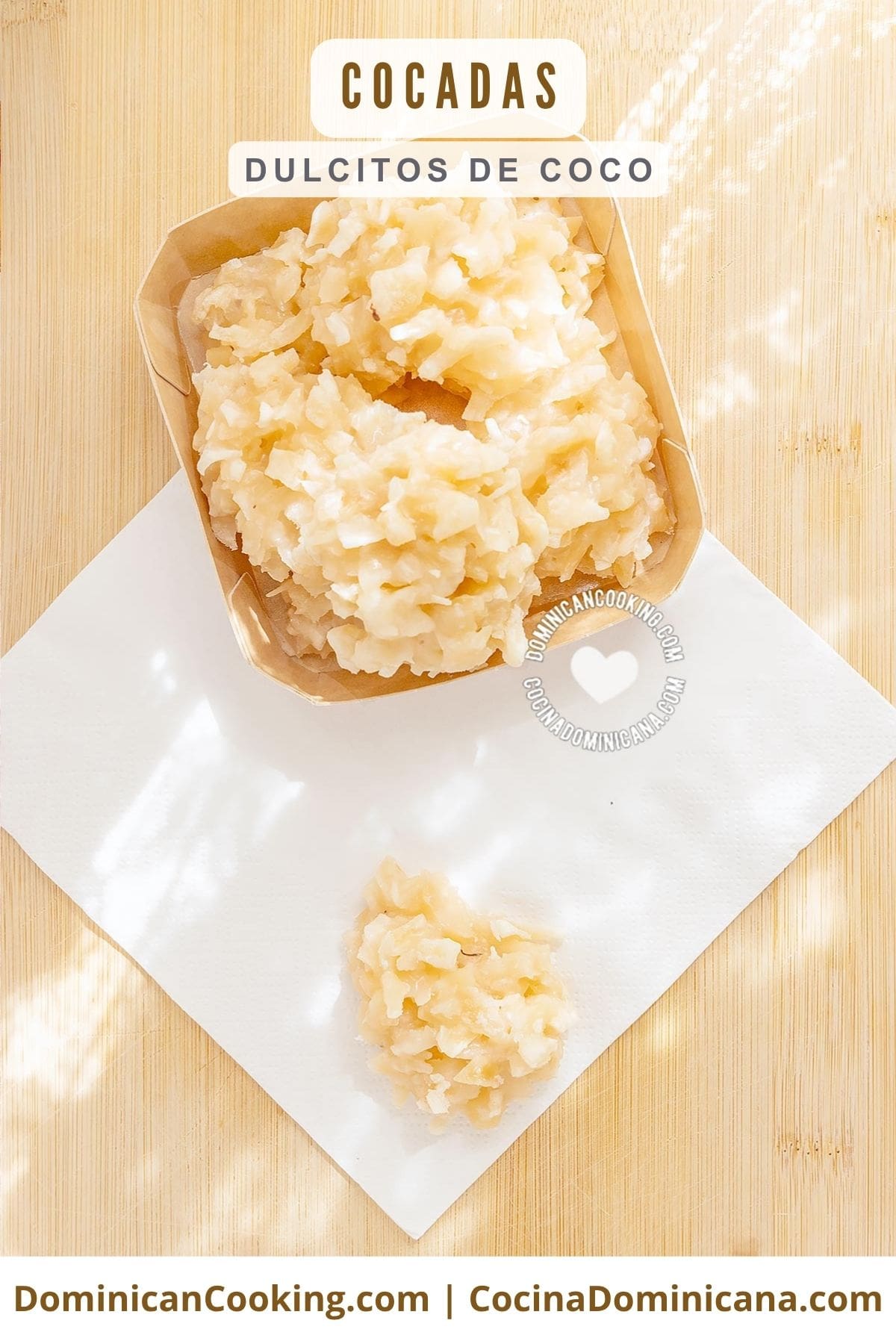 Cocadas (dulcitos de coco).