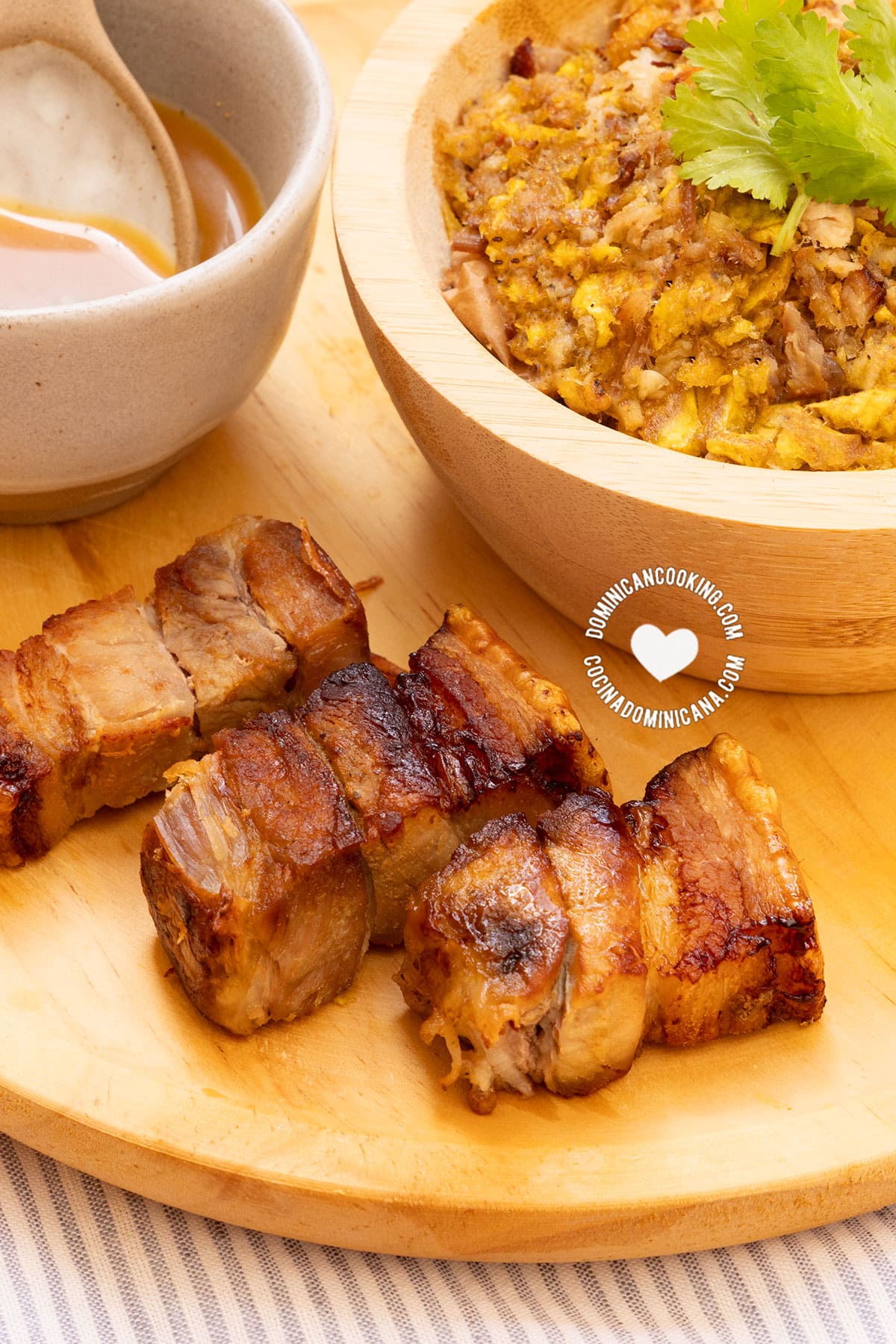 Mofongo en air fryer con chicharrones.